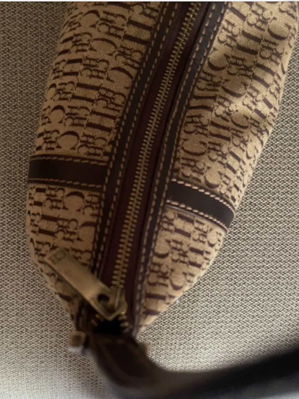 Carolina Herrera canvas Handbag Tote, Authentic, Excellent condition